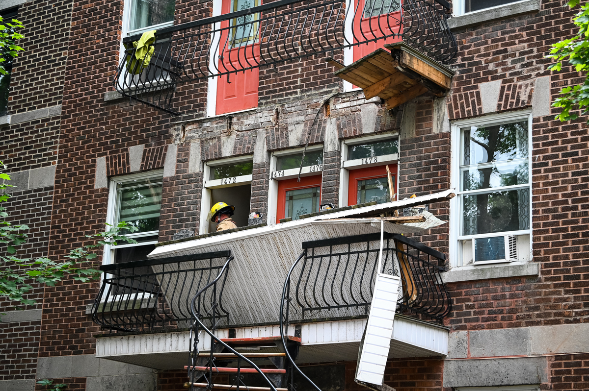 montreal: his balcony collapses under new